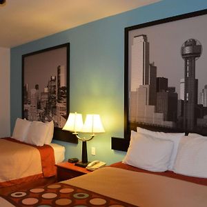 Deluxe Queen Room Two Queen Beds Disability Access Non-Smoking